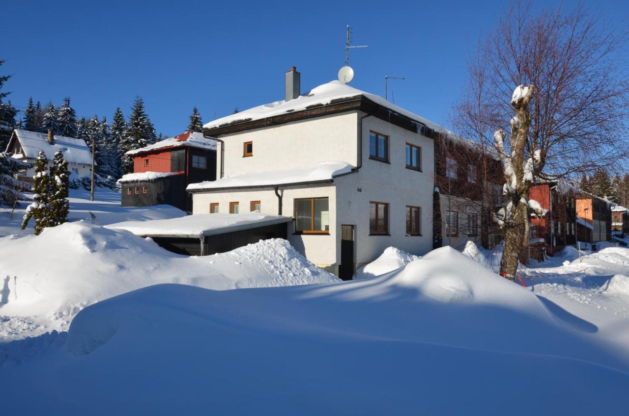 Naproti Klinovci Villa Jachymov Luaran gambar