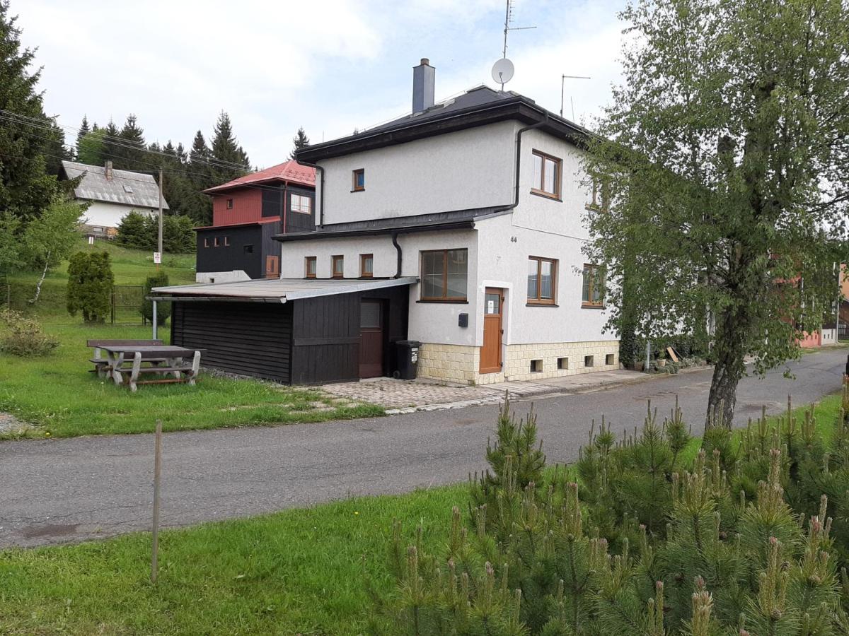 Naproti Klinovci Villa Jachymov Luaran gambar